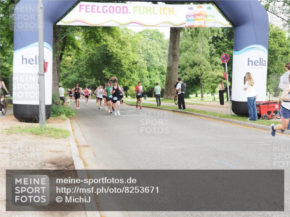 29.06.2025 - hella hamburg halbmarathon MichiJ http://msf.ph/oto/8253671 29.06.2025 10:29:08 Zwischen KM18-KM19 1603, 2949, 5916, 6080, 8467, 10934, 14924, 15424, 15813, 16761 meine-sportfotos.de