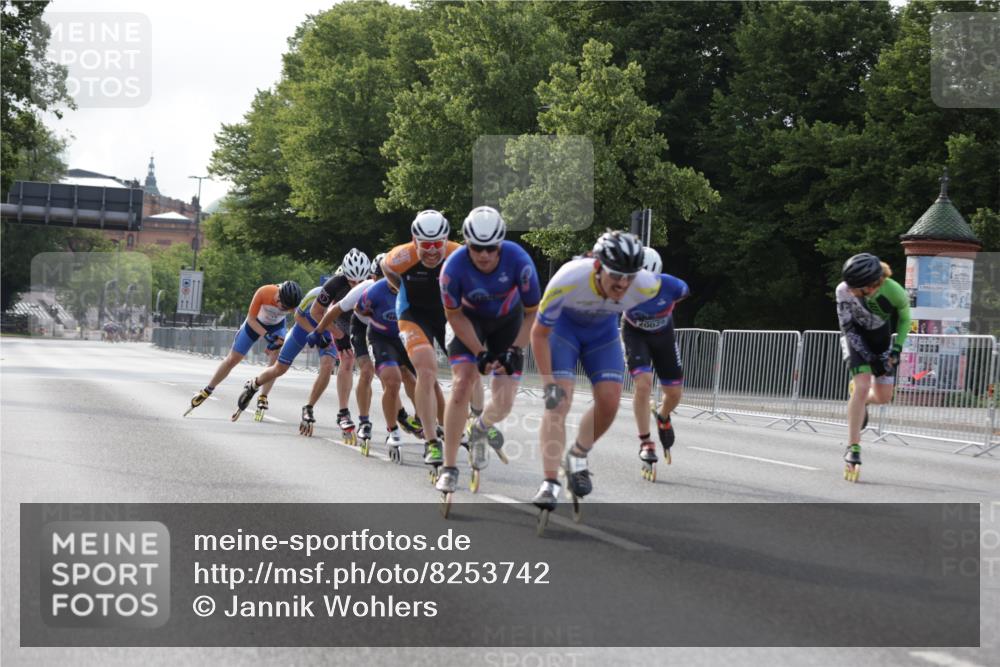 29.06.2025 - hella hamburg halbmarathon Jannik Wohlers http://msf.ph/oto/8253742 29.06.2025 08:48:42 Lombardsbrücke  meine-sportfotos.de