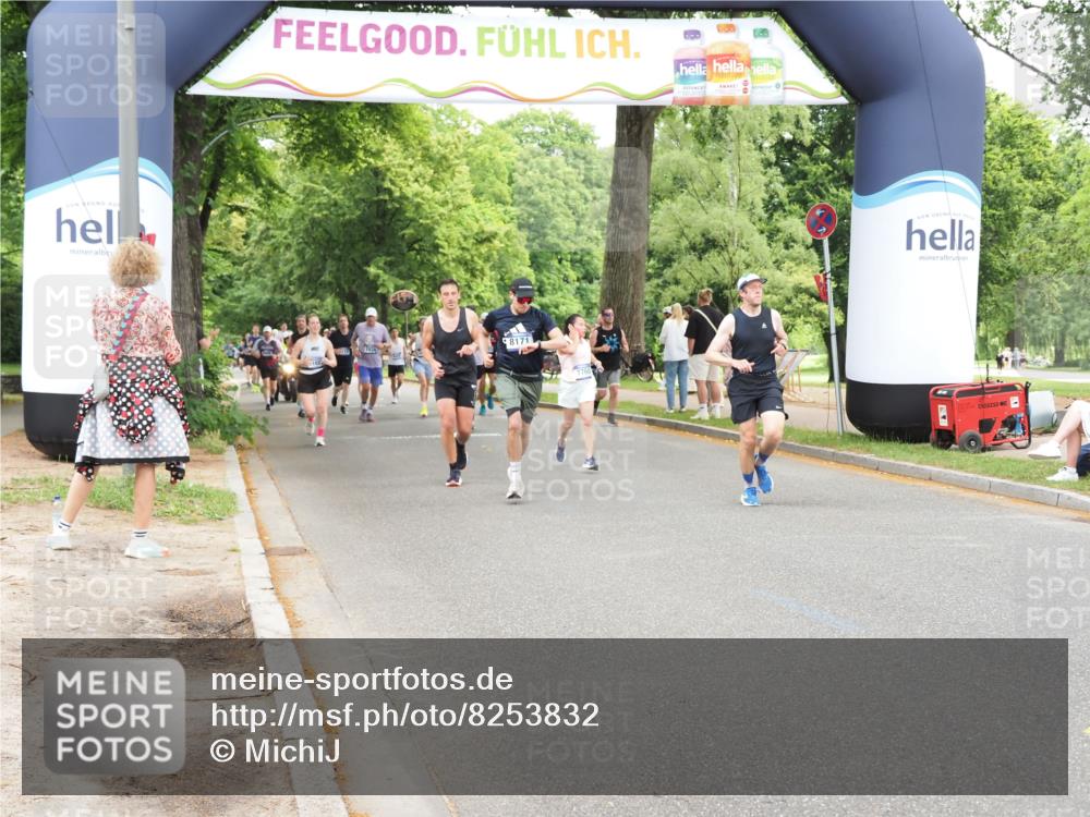 29.06.2025 - hella hamburg halbmarathon MichiJ http://msf.ph/oto/8253832 29.06.2025 10:52:22 Zwischen KM18-KM19 1062, 1559, 3328, 4307, 6322, 7210, 7211, 7760, 7888, 8171, 8894, 8960, 10402, 18199 meine-sportfotos.de