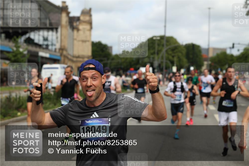 29.06.2025 - hella hamburg halbmarathon Yannick Fuchs http://msf.ph/oto/8253865 29.06.2025 10:35:42 20KM 1136, 1631, 2579, 2797, 3618, 4205, 4303, 4380, 4634, 4871, 4893, 5026, 5410, 5709, 6550, 6683, 6771, 6901, 7378, 7774, 7796, 8122, 9358, 9547, 9640, 9659, 9711, 9755, 9885, 10375, 10783, 11062, 11765, 11922, 12292, 12385, 12895, 13268, 13457, 14555, 14661, 15247, 15351, 16816, 17032, 17100, 17720, 17834, 17971, 18045, 18049, 18412, 18573 meine-sportfotos.de