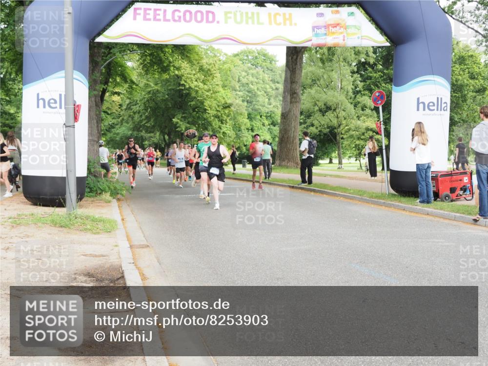 29.06.2025 - hella hamburg halbmarathon MichiJ http://msf.ph/oto/8253903 29.06.2025 10:29:09 Zwischen KM18-KM19 1603, 2949, 5916, 6080, 8467, 10934, 15424, 15813, 16761, 18173 meine-sportfotos.de