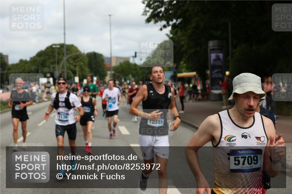 29.06.2025 - hella hamburg halbmarathon Yannick Fuchs http://msf.ph/oto/8253972 29.06.2025 10:35:43 20KM 1136, 1631, 2579, 2797, 3618, 4205, 4303, 4380, 4634, 4871, 4893, 5709, 6550, 6683, 6771, 6901, 7378, 7774, 7796, 8122, 8358, 9358, 9547, 9640, 9659, 9711, 9755, 9885, 10375, 10783, 11062, 11765, 11922, 12292, 12385, 12895, 13268, 13457, 14555, 14661, 15247, 15351, 16816, 17032, 17100, 17720, 17834, 18045, 18049, 18412, 18573, 18802 meine-sportfotos.de