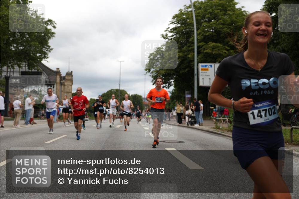 29.06.2025 - hella hamburg halbmarathon Yannick Fuchs http://msf.ph/oto/8254013 29.06.2025 10:48:05 20KM 1267, 1422, 1442, 1549, 1870, 2432, 2630, 3096, 3103, 3310, 3898, 4299, 5020, 5259, 6260, 6294, 6374, 7129, 7395, 7478, 7973, 8223, 8285, 8394, 9032, 9380, 9791, 9922, 10040, 11009, 11430, 11789, 12213, 12321, 12607, 13147, 13397, 13794, 13803, 13869, 14026, 14239, 14702, 15146, 16623, 16750, 16780, 17482, 17740, 17765, 18308, 18450, 18514, 18612, 18759, 19067, 19177 meine-sportfotos.de