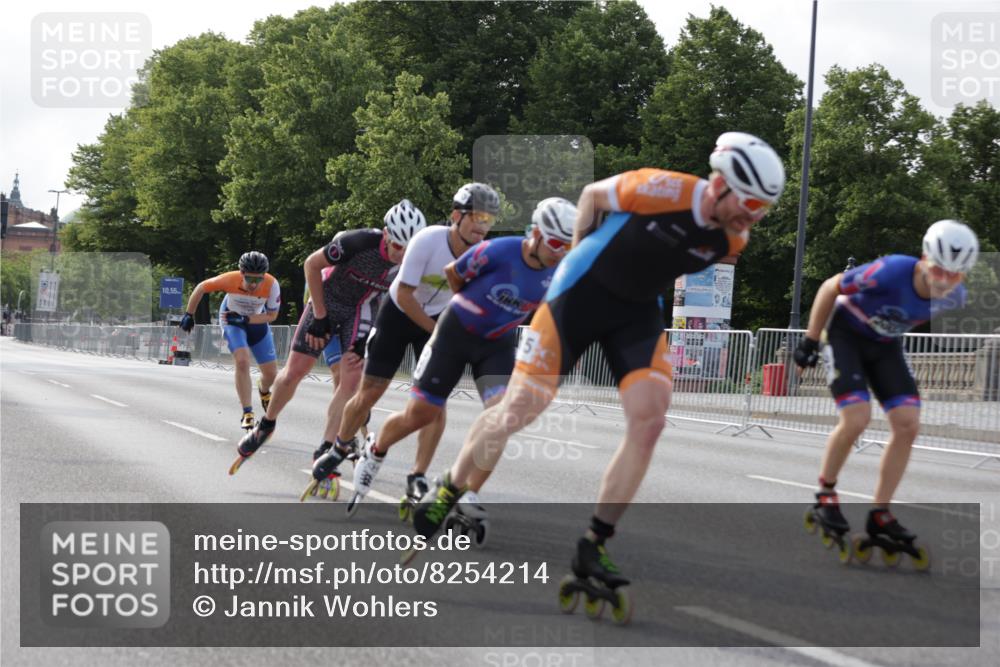 29.06.2025 - hella hamburg halbmarathon Jannik Wohlers http://msf.ph/oto/8254214 29.06.2025 08:48:43 Lombardsbrücke  meine-sportfotos.de