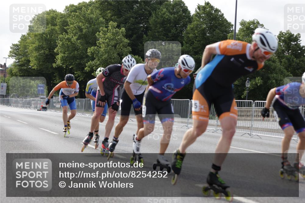 29.06.2025 - hella hamburg halbmarathon Jannik Wohlers http://msf.ph/oto/8254252 29.06.2025 08:48:43 Lombardsbrücke  meine-sportfotos.de