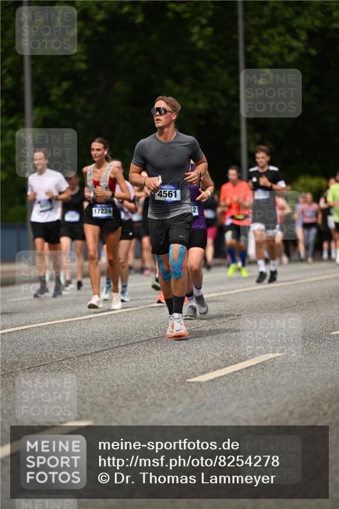 29.06.2025 - hella hamburg halbmarathon Dr. Thomas Lammeyer http://msf.ph/oto/8254278 29.06.2025 10:35:04 Kennedybrücke 1059, 1472, 1773, 2097, 2414, 2505, 2569, 2754, 2755, 3131, 3443, 4561, 4817, 5437, 5943, 6057, 6195, 6546, 6616, 6620, 6725, 6787, 7071, 7351, 7604, 7772, 8050, 8792, 9576, 9937, 10989 meine-sportfotos.de