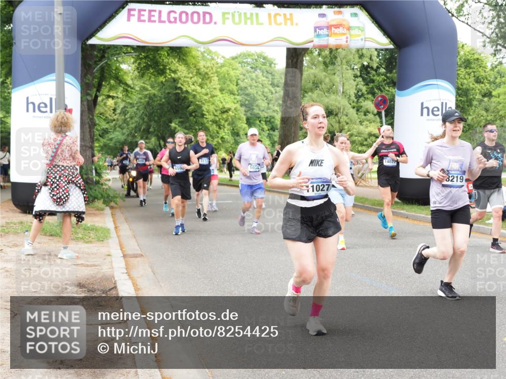 29.06.2025 - hella hamburg halbmarathon MichiJ http://msf.ph/oto/8254425 29.06.2025 10:52:26 Zwischen KM18-KM19 1062, 3112, 3328, 7760, 8171, 8219, 11027, 14022, 16911 meine-sportfotos.de
