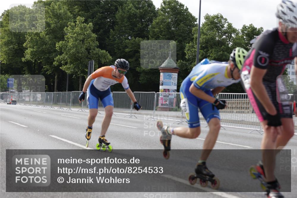 29.06.2025 - hella hamburg halbmarathon Jannik Wohlers http://msf.ph/oto/8254533 29.06.2025 08:48:44 Lombardsbrücke  meine-sportfotos.de