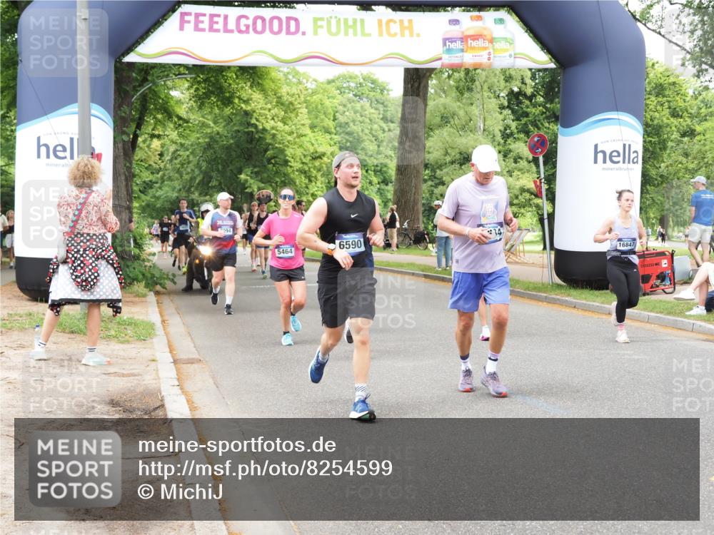 29.06.2025 - hella hamburg halbmarathon MichiJ http://msf.ph/oto/8254599 29.06.2025 10:52:28 Zwischen KM18-KM19 1034, 1062, 3112, 5464, 6590, 7760, 8171, 8219, 8405, 9994, 11027, 14022, 16355, 16847, 16911 meine-sportfotos.de