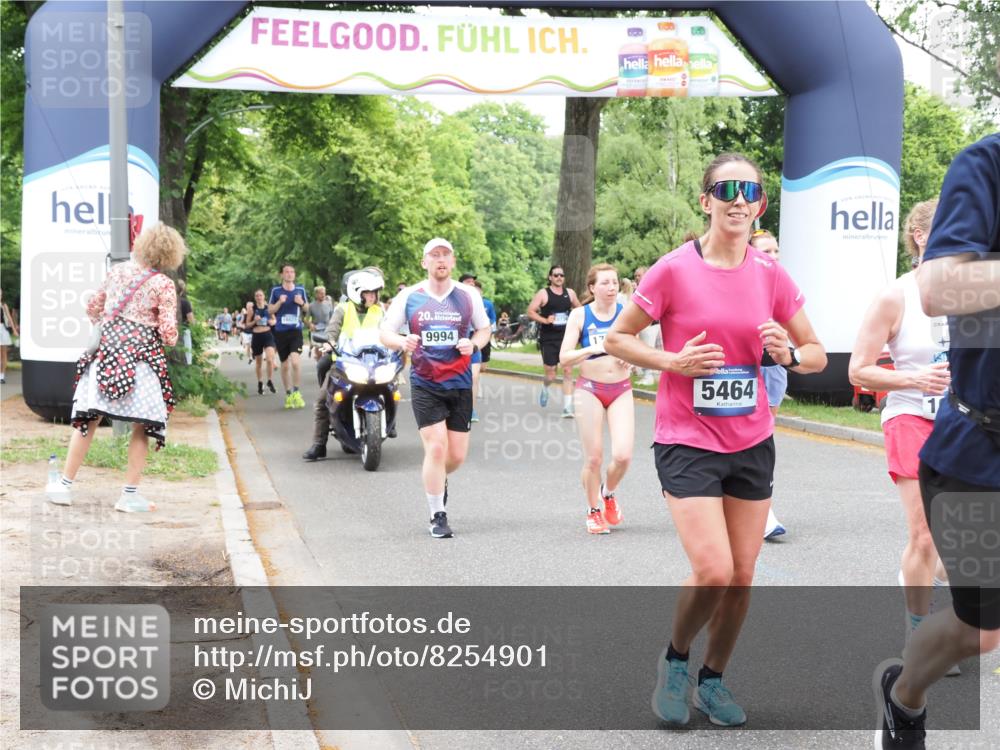 29.06.2025 - hella hamburg halbmarathon MichiJ http://msf.ph/oto/8254901 29.06.2025 10:52:31 Zwischen KM18-KM19 1034, 3112, 5464, 6590, 7826, 8219, 8405, 9994, 11027, 14022, 16355, 16847, 16911, 17707 meine-sportfotos.de