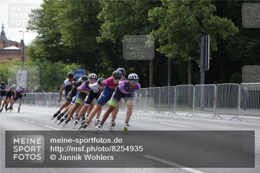 29.06.2025 - hella hamburg halbmarathon Jannik Wohlers http://msf.ph/oto/8254935 29.06.2025 08:48:57 Lombardsbrücke  meine-sportfotos.de