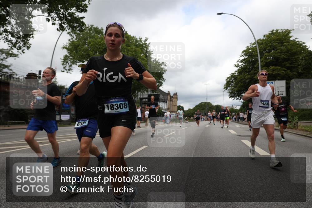 29.06.2025 - hella hamburg halbmarathon Yannick Fuchs http://msf.ph/oto/8255019 29.06.2025 10:48:10 20KM 1422, 1442, 1549, 1815, 1870, 2432, 3103, 3310, 3898, 4299, 5259, 6260, 6356, 6374, 6994, 7129, 7395, 7478, 7973, 8223, 8285, 8394, 8798, 9032, 9380, 9791, 9922, 10040, 10266, 11009, 11430, 11789, 12213, 12321, 12362, 12607, 13147, 13794, 13803, 13869, 14026, 14239, 14702, 14818, 15113, 15146, 15156, 15169, 16092, 16574, 16623, 16750, 16780, 17740, 17765, 18308, 18450, 18514, 18759, 19067, 19177 meine-sportfotos.de