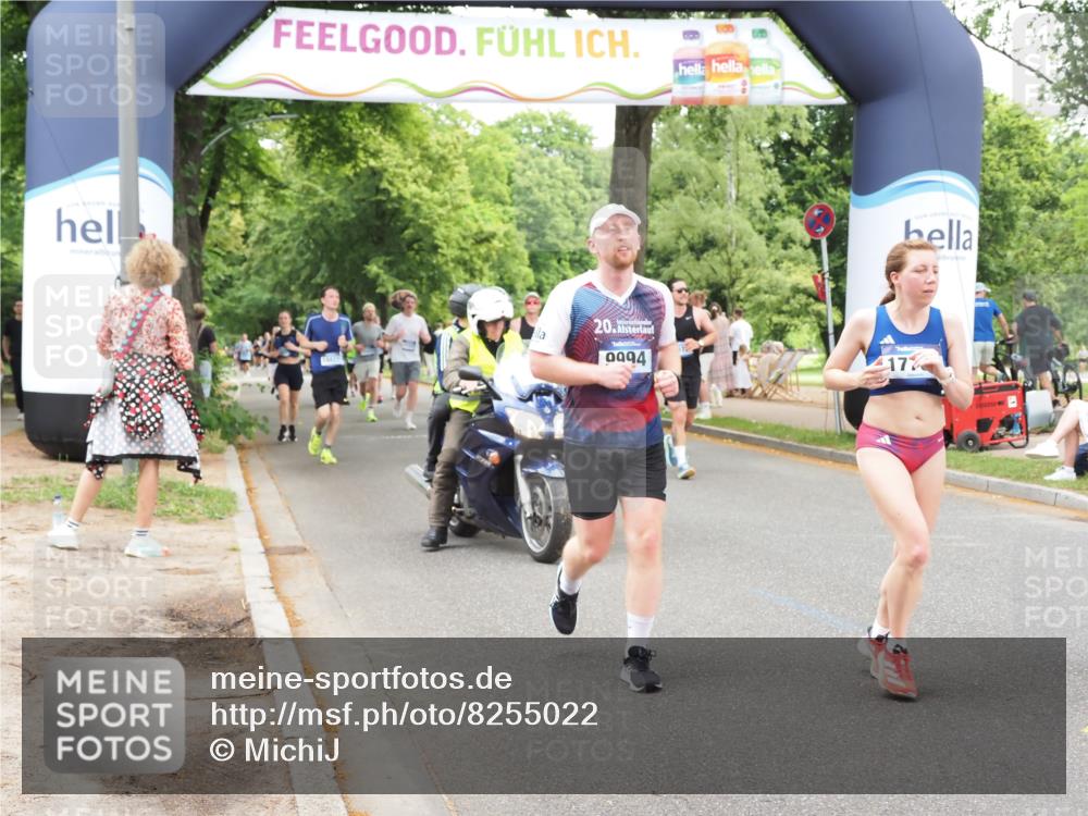 29.06.2025 - hella hamburg halbmarathon MichiJ http://msf.ph/oto/8255022 29.06.2025 10:52:32 Zwischen KM18-KM19 1034, 3112, 5464, 6590, 7826, 8219, 8405, 9994, 10736, 11027, 14022, 14607, 16355, 16847, 16911, 17707, 18726 meine-sportfotos.de