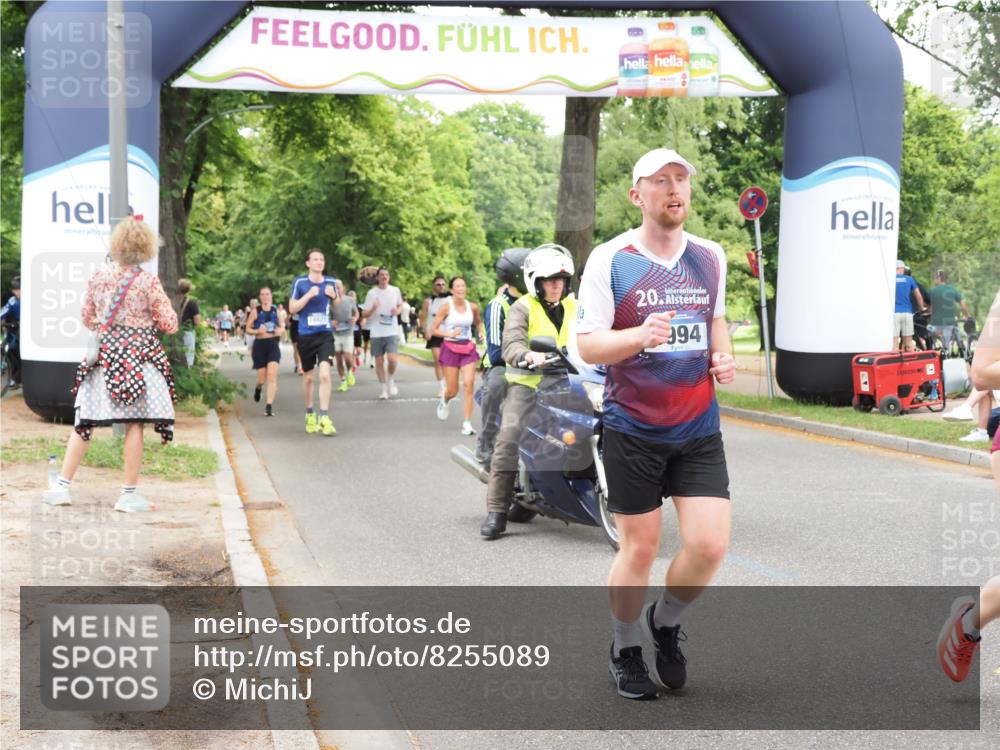 29.06.2025 - hella hamburg halbmarathon MichiJ http://msf.ph/oto/8255089 29.06.2025 10:52:32 Zwischen KM18-KM19 1034, 3112, 5464, 6590, 7826, 8219, 8405, 9994, 10736, 11027, 14022, 14607, 16355, 16847, 16911, 17707, 18726 meine-sportfotos.de