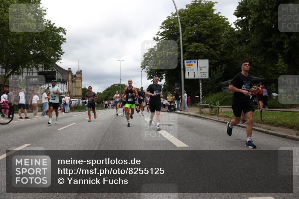 29.06.2025 - hella hamburg halbmarathon Yannick Fuchs http://msf.ph/oto/8255125 29.06.2025 10:48:12 20KM 1410, 1422, 1442, 1549, 1815, 2432, 3103, 3310, 3898, 4299, 5259, 6260, 6356, 6374, 6581, 6994, 7129, 7395, 7478, 7973, 8223, 8285, 8394, 8798, 9012, 9032, 9380, 10040, 10266, 11009, 11430, 11789, 12213, 12362, 12607, 13147, 13794, 13803, 13869, 14026, 14239, 14818, 15113, 15156, 15169, 16092, 16574, 16623, 16750, 16780, 17740, 17765, 18308, 18450, 18514, 18759, 19067, 19177 meine-sportfotos.de