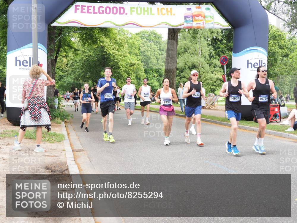29.06.2025 - hella hamburg halbmarathon MichiJ http://msf.ph/oto/8255294 29.06.2025 10:52:34 Zwischen KM18-KM19 1034, 3112, 5464, 6590, 7826, 8405, 9736, 9737, 9994, 10736, 10886, 11027, 12371, 14022, 14607, 16355, 16847, 17707, 18726 meine-sportfotos.de