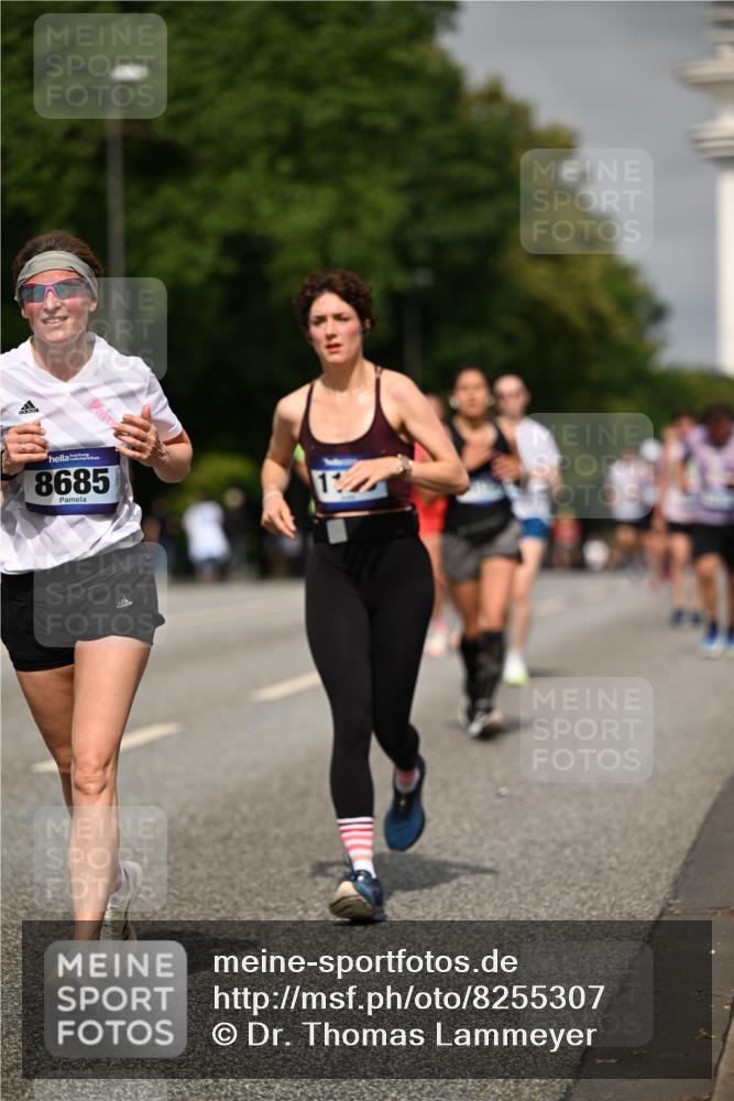 29.06.2025 - hella hamburg halbmarathon Dr. Thomas Lammeyer http://msf.ph/oto/8255307 29.06.2025 10:14:32 Kennedybrücke 1052, 1186, 1456, 5182, 5653, 5806, 7058, 8685, 9150, 9829 meine-sportfotos.de