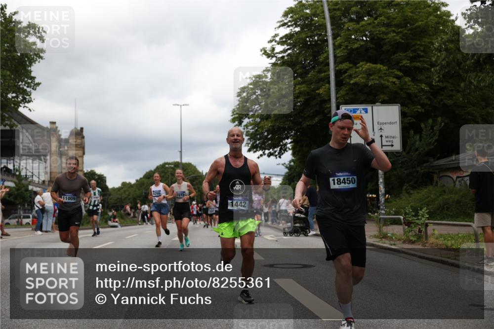 29.06.2025 - hella hamburg halbmarathon Yannick Fuchs http://msf.ph/oto/8255361 29.06.2025 10:48:13 20KM 1410, 1422, 1442, 1549, 1815, 2432, 3103, 3310, 3898, 4299, 5259, 6260, 6356, 6374, 6581, 6994, 7129, 7478, 7973, 8223, 8285, 8394, 8798, 9012, 9032, 9380, 10040, 10266, 11009, 11430, 11789, 12213, 12362, 12489, 13147, 13794, 13803, 13869, 14026, 14239, 14818, 15113, 15156, 15169, 16092, 16574, 16623, 16750, 16780, 17740, 17765, 18308, 18450, 18759, 19067, 19177 meine-sportfotos.de