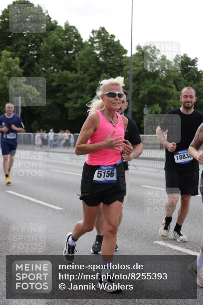 29.06.2025 - hella hamburg halbmarathon Jannik Wohlers http://msf.ph/oto/8255393 29.06.2025 10:31:37 Lombardsbrücke 1311, 2384, 2672, 3221, 3239, 3358, 3751, 3752, 3822, 4877, 4924, 5156, 5496, 5601, 6218, 6252, 6718, 6727, 7135, 7239, 7295, 7344, 7535, 7570, 7695, 7789, 7816, 7898, 8538, 10148, 10653, 11168, 11462, 12136, 12319, 12663, 12755, 13026, 14029, 14191, 14536, 15471, 16200, 17118, 17342, 17958, 18283, 18369, 18428, 18838, 18931 meine-sportfotos.de