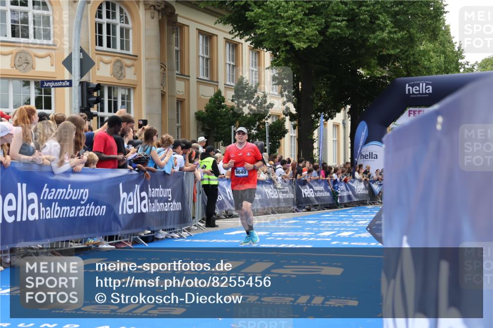 29.06.2025 - hella hamburg halbmarathon Strokosch-Dieckow http://msf.ph/oto/8255456 29.06.2025 10:41:40 Ziel 1512, 1763, 9640, 9885, 10415, 13714, 14346, 15535, 16084, 18491 meine-sportfotos.de