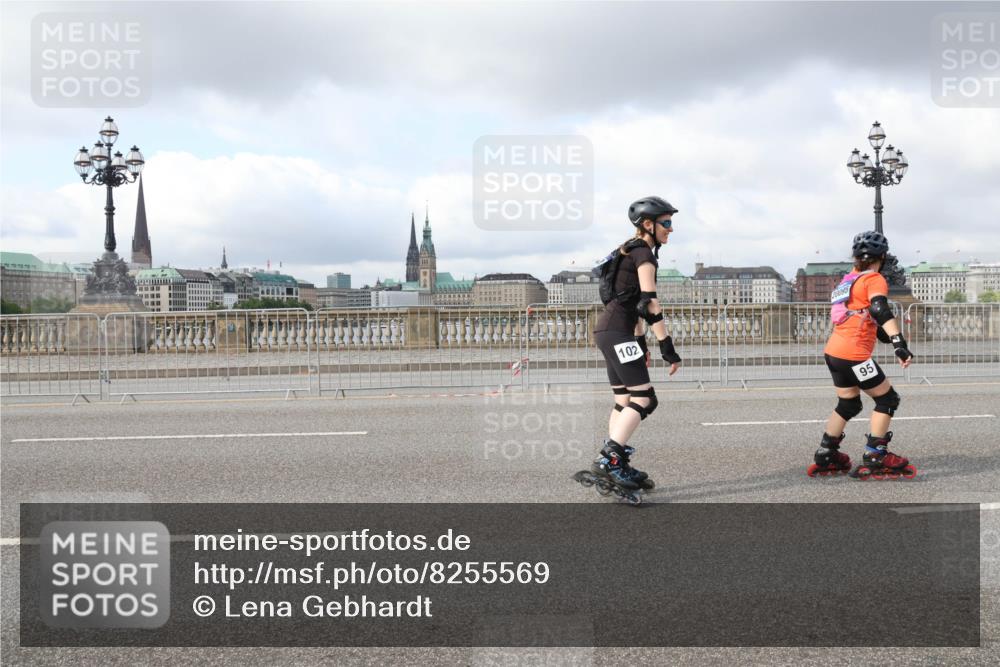 29.06.2025 - hella hamburg halbmarathon Lena Gebhardt http://msf.ph/oto/8255569 29.06.2025 09:03:19 Lombardsbrücke  meine-sportfotos.de