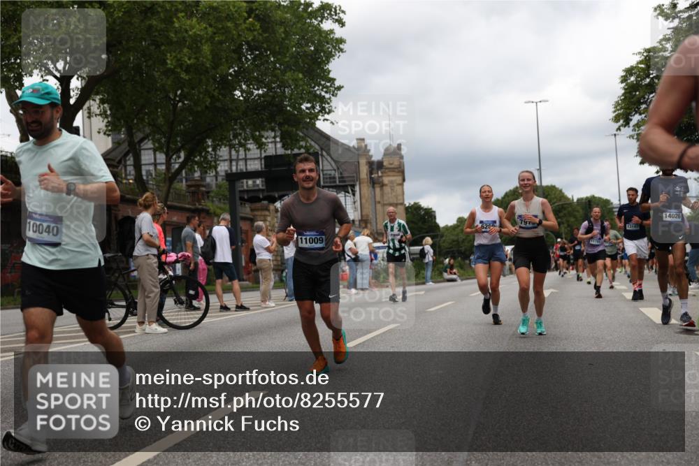 29.06.2025 - hella hamburg halbmarathon Yannick Fuchs http://msf.ph/oto/8255577 29.06.2025 10:48:14 20KM 1410, 1422, 1442, 1549, 1815, 2432, 3103, 3310, 3898, 4299, 6260, 6356, 6374, 6581, 6994, 7129, 7478, 7973, 8223, 8285, 8394, 8798, 9012, 9032, 9060, 9380, 10040, 10266, 11009, 11430, 11789, 12213, 12362, 12489, 13147, 13794, 13803, 13869, 14026, 14239, 14818, 15113, 15156, 15169, 15524, 16092, 16574, 16623, 16750, 17740, 17765, 18308, 18450, 18759, 19067, 19177 meine-sportfotos.de