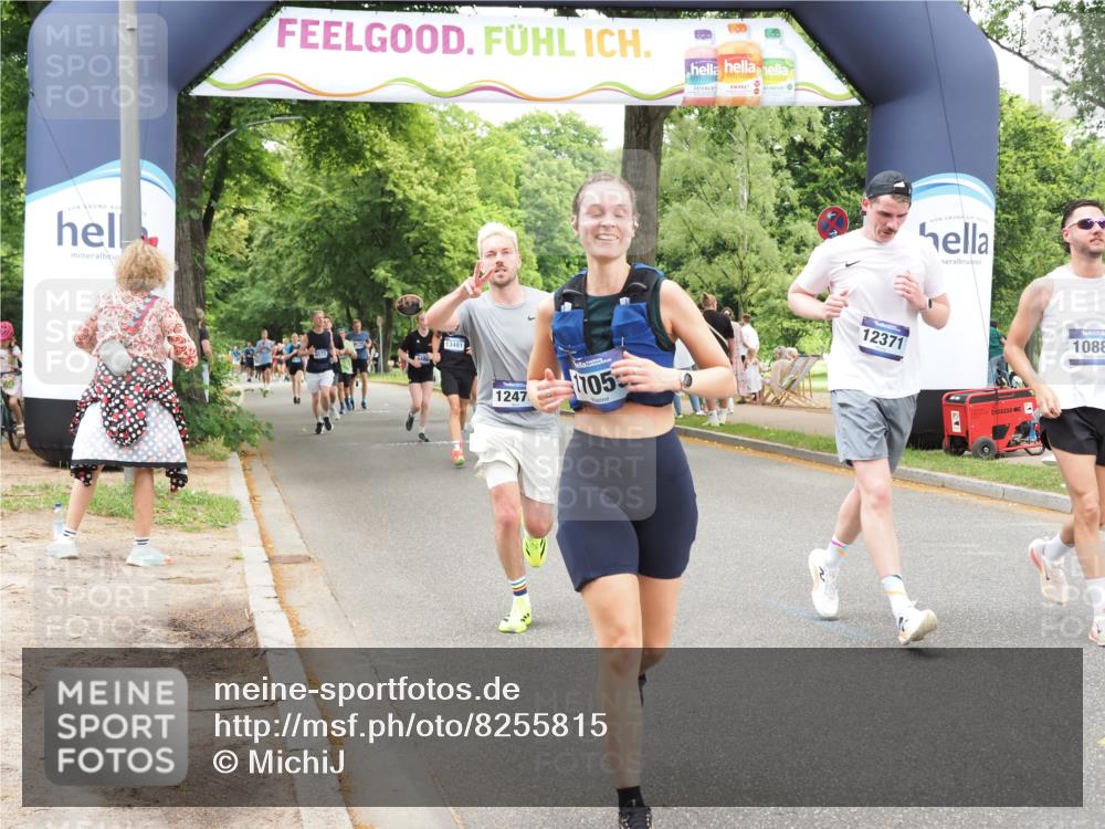 29.06.2025 - hella hamburg halbmarathon MichiJ http://msf.ph/oto/8255815 29.06.2025 10:52:37 Zwischen KM18-KM19 7826, 9736, 9737, 10736, 10886, 12371, 12473, 14607, 17059, 17707, 18726, 18827 meine-sportfotos.de