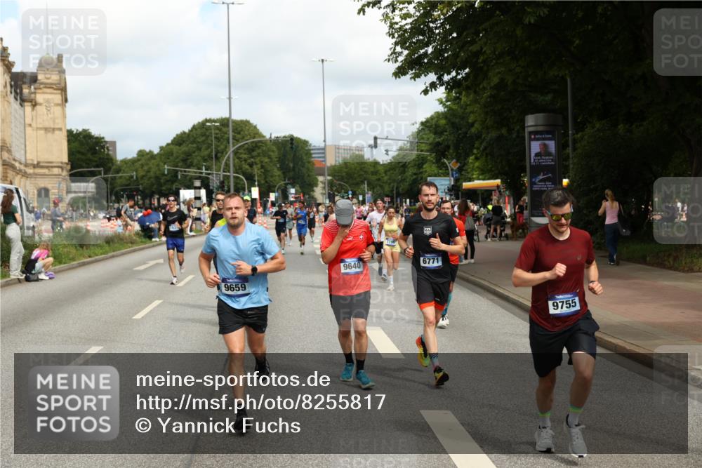 29.06.2025 - hella hamburg halbmarathon Yannick Fuchs http://msf.ph/oto/8255817 29.06.2025 10:35:48 20KM 1136, 1631, 2579, 2797, 3618, 4205, 4303, 4380, 4871, 4893, 5387, 5709, 6550, 6771, 6901, 7378, 7432, 7774, 7796, 8122, 8358, 9358, 9547, 9640, 9659, 9711, 9755, 9885, 10375, 10783, 11062, 11765, 11922, 12292, 12385, 12434, 12895, 13268, 13457, 14555, 14661, 15247, 15351, 16816, 17032, 17100, 17720, 17834, 18045, 18049, 18412, 18442, 18491, 18573, 18802 meine-sportfotos.de