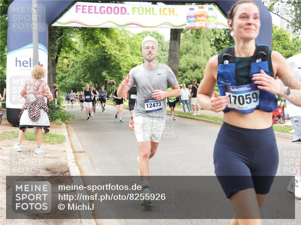 29.06.2025 - hella hamburg halbmarathon MichiJ http://msf.ph/oto/8255926 29.06.2025 10:52:38 Zwischen KM18-KM19 7826, 9736, 9737, 10736, 10886, 12371, 12473, 13481, 14607, 17059, 17707, 18726, 18827 meine-sportfotos.de
