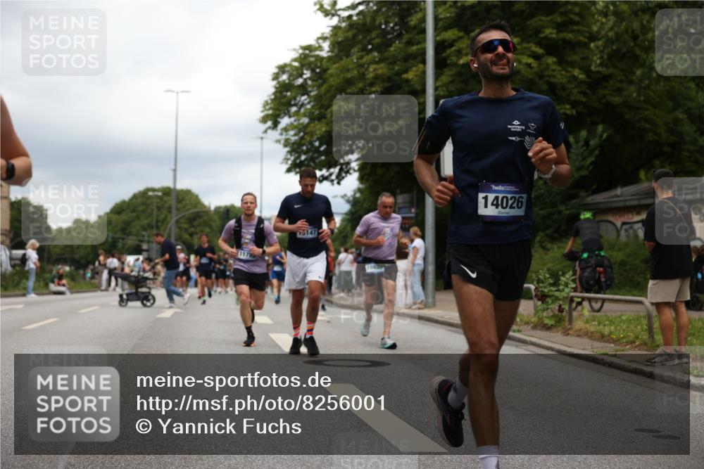 29.06.2025 - hella hamburg halbmarathon Yannick Fuchs http://msf.ph/oto/8256001 29.06.2025 10:48:16 20KM 1410, 1442, 1549, 1815, 2432, 3103, 3310, 3898, 4299, 6260, 6356, 6374, 6581, 6723, 6994, 7129, 7478, 7973, 8223, 8394, 8772, 8798, 9012, 9032, 9060, 9227, 10040, 10266, 11009, 11430, 11789, 12213, 12362, 12489, 13147, 13803, 13869, 14026, 14239, 14818, 15113, 15156, 15169, 15524, 16092, 16574, 16623, 16750, 17740, 17765, 18308, 18450, 18759, 19067, 19177 meine-sportfotos.de