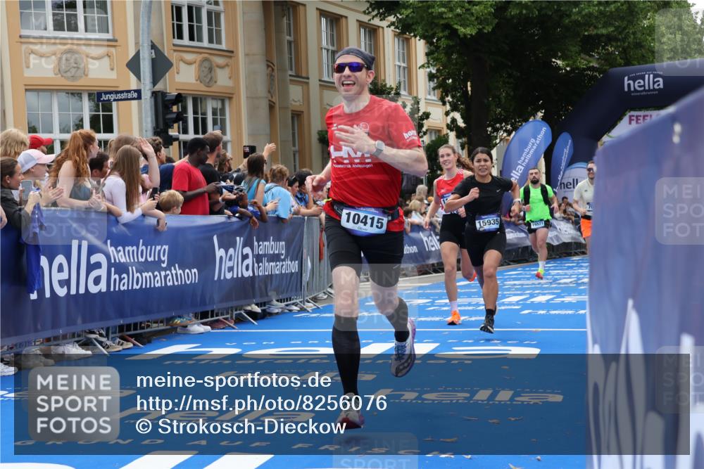 29.06.2025 - hella hamburg halbmarathon Strokosch-Dieckow http://msf.ph/oto/8256076 29.06.2025 10:41:50 Ziel 1169, 1763, 7092, 8694, 10415, 11765, 14346, 15521, 15535, 15935, 16507 meine-sportfotos.de