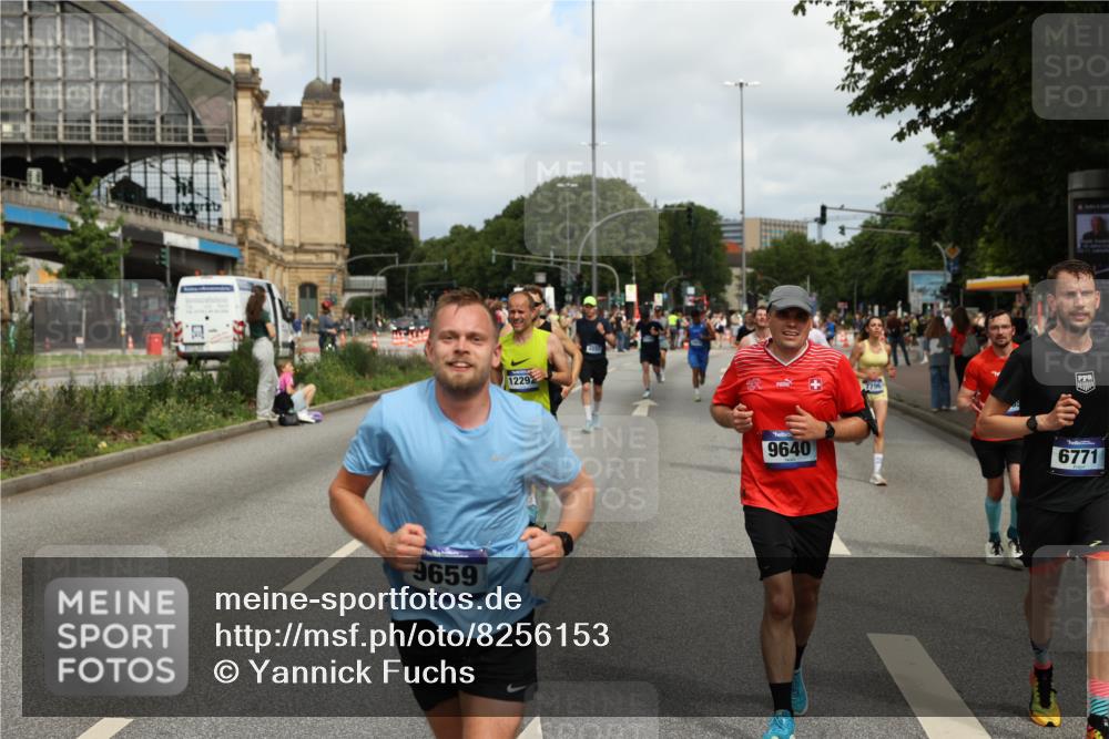 29.06.2025 - hella hamburg halbmarathon Yannick Fuchs http://msf.ph/oto/8256153 29.06.2025 10:35:49 20KM 1136, 1631, 2579, 2797, 3618, 4205, 4303, 4380, 4871, 4893, 5387, 5709, 6550, 6771, 6901, 7378, 7432, 7774, 7796, 8358, 9358, 9547, 9640, 9659, 9711, 9755, 9885, 10375, 10783, 11062, 11765, 11922, 12292, 12385, 12434, 12895, 13268, 13457, 14555, 14661, 15247, 15351, 16816, 17032, 17100, 17720, 17834, 18045, 18049, 18412, 18442, 18491, 18573, 18802 meine-sportfotos.de