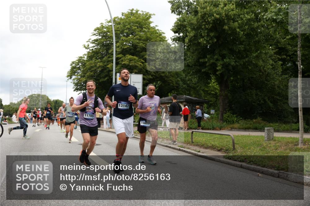 29.06.2025 - hella hamburg halbmarathon Yannick Fuchs http://msf.ph/oto/8256163 29.06.2025 10:48:18 20KM 1410, 1442, 1549, 1815, 2432, 3103, 3177, 3310, 3861, 3898, 4299, 6082, 6084, 6260, 6356, 6581, 6723, 6994, 7129, 7973, 8223, 8772, 8798, 9012, 9032, 9060, 9227, 10040, 10263, 10266, 11009, 11499, 11789, 12213, 12362, 12489, 13147, 13803, 13869, 14026, 14239, 14818, 15113, 15156, 15169, 15408, 15524, 16092, 16574, 16623, 16750, 17740, 17765, 18450, 18759, 19177 meine-sportfotos.de