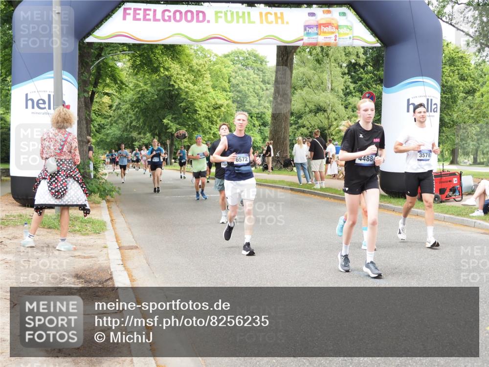 29.06.2025 - hella hamburg halbmarathon MichiJ http://msf.ph/oto/8256235 29.06.2025 10:52:43 Zwischen KM18-KM19 3578, 3746, 4488, 6572, 9165, 10781, 10998, 12473, 13481, 17059, 18827 meine-sportfotos.de