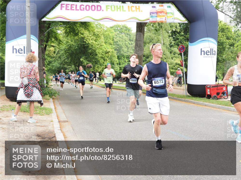 29.06.2025 - hella hamburg halbmarathon MichiJ http://msf.ph/oto/8256318 29.06.2025 10:52:44 Zwischen KM18-KM19 3578, 3746, 4488, 6572, 9165, 10067, 10781, 10998, 13481, 13625 meine-sportfotos.de