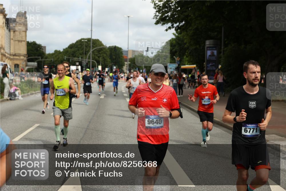 29.06.2025 - hella hamburg halbmarathon Yannick Fuchs http://msf.ph/oto/8256368 29.06.2025 10:35:49 20KM 1136, 1631, 2579, 2797, 3618, 4205, 4303, 4380, 4871, 4893, 5387, 5709, 6550, 6771, 6901, 7378, 7432, 7774, 7796, 8358, 9358, 9547, 9640, 9659, 9711, 9755, 9885, 10375, 10783, 11062, 11765, 11922, 12292, 12385, 12434, 12895, 13268, 13457, 14555, 14661, 15247, 15351, 16816, 17032, 17100, 17720, 17834, 18045, 18049, 18412, 18442, 18491, 18573, 18802 meine-sportfotos.de