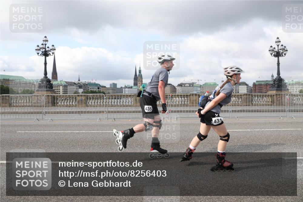 29.06.2025 - hella hamburg halbmarathon Lena Gebhardt http://msf.ph/oto/8256403 29.06.2025 09:03:20 Lombardsbrücke  meine-sportfotos.de