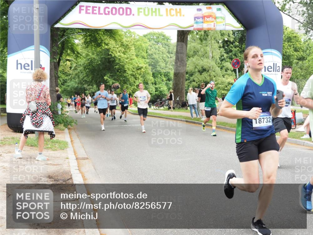 29.06.2025 - hella hamburg halbmarathon MichiJ http://msf.ph/oto/8256577 29.06.2025 10:52:48 Zwischen KM18-KM19 3578, 6572, 9165, 10067, 10998, 13566, 13625, 18732 meine-sportfotos.de
