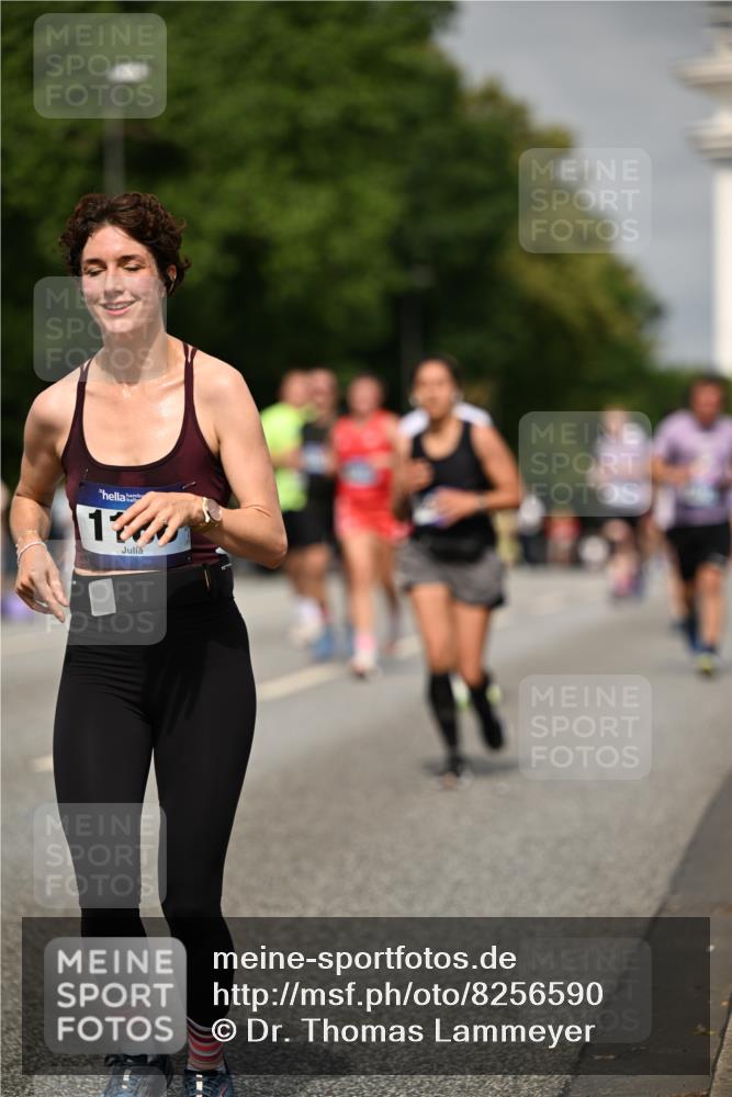 29.06.2025 - hella hamburg halbmarathon Dr. Thomas Lammeyer http://msf.ph/oto/8256590 29.06.2025 10:14:34 Kennedybrücke 1052, 1186, 1456, 1548, 1781, 5182, 5653, 5806, 7058, 8561, 8685, 9150, 9829 meine-sportfotos.de