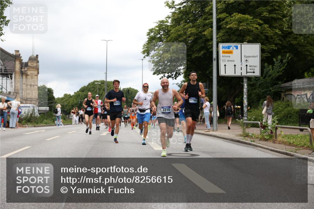 29.06.2025 - hella hamburg halbmarathon Yannick Fuchs http://msf.ph/oto/8256615 29.06.2025 10:48:21 20KM 1410, 1442, 1549, 1815, 2432, 3177, 3310, 3861, 3898, 4189, 6082, 6084, 6260, 6356, 6581, 6723, 6994, 7129, 7973, 8223, 8449, 8772, 8798, 9012, 9060, 9227, 10040, 10263, 10266, 11009, 11499, 11789, 12213, 12362, 12489, 13147, 13297, 13869, 14026, 14660, 14818, 15113, 15156, 15169, 15408, 15524, 16092, 16574, 16623, 16750, 17740, 17765, 18759, 19177 meine-sportfotos.de