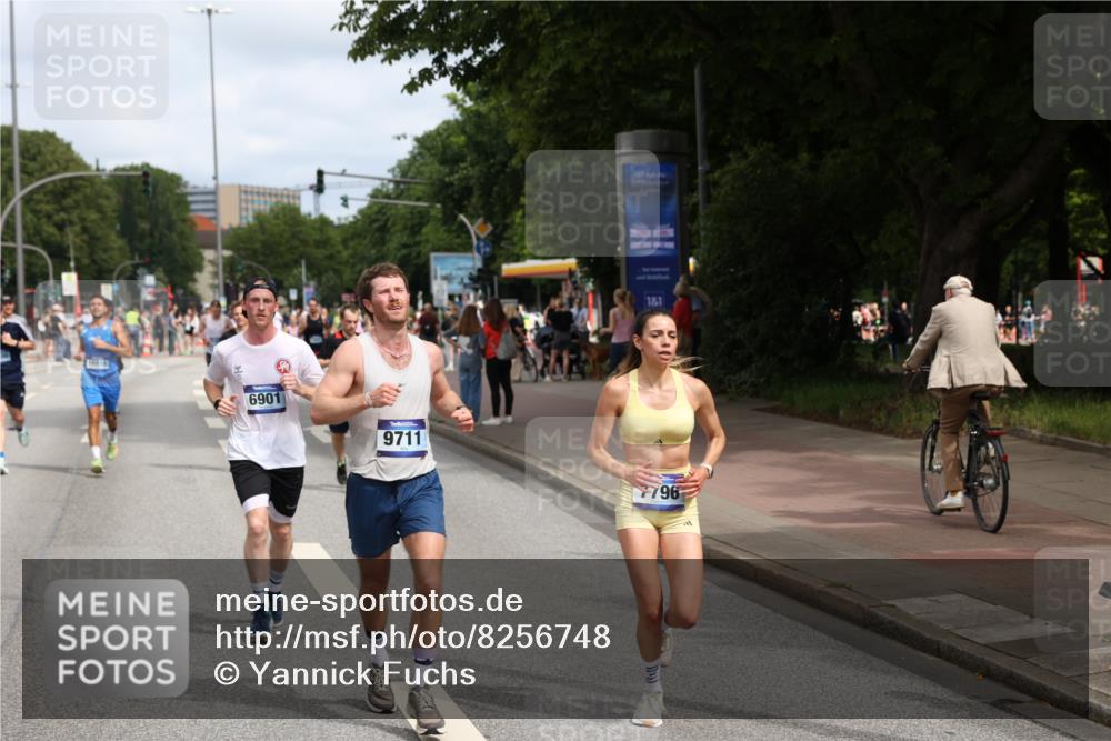 29.06.2025 - hella hamburg halbmarathon Yannick Fuchs http://msf.ph/oto/8256748 29.06.2025 10:35:52 20KM 1136, 1570, 1631, 2579, 2797, 3618, 4205, 4303, 4380, 4871, 4893, 5387, 5709, 6550, 6771, 6901, 7432, 7774, 7796, 8358, 9547, 9640, 9659, 9711, 9755, 9885, 10375, 10783, 10894, 11062, 11765, 11922, 12292, 12385, 12434, 12895, 13457, 14555, 14661, 14899, 15351, 16816, 17032, 17100, 17720, 17834, 18045, 18049, 18412, 18442, 18491, 18573, 18764, 18802 meine-sportfotos.de