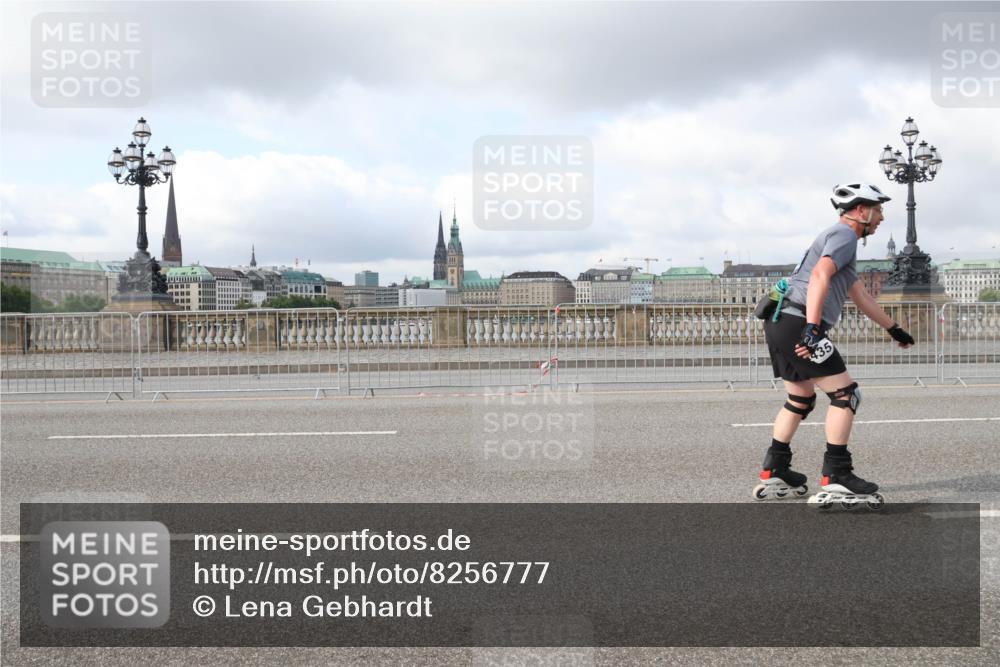 29.06.2025 - hella hamburg halbmarathon Lena Gebhardt http://msf.ph/oto/8256777 29.06.2025 09:03:20 Lombardsbrücke  meine-sportfotos.de