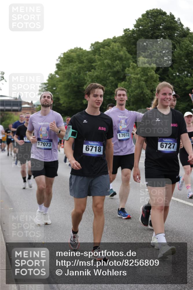 29.06.2025 - hella hamburg halbmarathon Jannik Wohlers http://msf.ph/oto/8256809 29.06.2025 10:31:48 Lombardsbrücke 1311, 1987, 2349, 2943, 3022, 3707, 3778, 3822, 4314, 4365, 4605, 4924, 5496, 5601, 5658, 5743, 6218, 6252, 7135, 7239, 7295, 7344, 7535, 7570, 7695, 7789, 8124, 8175, 8787, 8914, 9125, 9206, 10248, 10828, 10924, 11168, 11225, 11362, 11462, 11787, 12136, 12755, 12936, 13026, 13284, 13423, 13959, 13960, 14029, 14099, 14105, 14191, 14494, 14599, 15120, 15471, 15987, 16200, 17958, 18369, 18931 meine-sportfotos.de