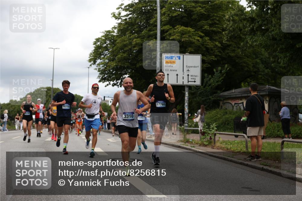 29.06.2025 - hella hamburg halbmarathon Yannick Fuchs http://msf.ph/oto/8256815 29.06.2025 10:48:22 20KM 1410, 1815, 2432, 3177, 3310, 3861, 3898, 4189, 6082, 6084, 6260, 6356, 6581, 6723, 6994, 7129, 7973, 8223, 8449, 8772, 8798, 9012, 9060, 9227, 10040, 10263, 10266, 11009, 11499, 11789, 12213, 12362, 12489, 13147, 13297, 13869, 14026, 14660, 14818, 15113, 15156, 15169, 15408, 15524, 15879, 16092, 16574, 16623, 16750, 17740, 17765, 18759, 19177 meine-sportfotos.de