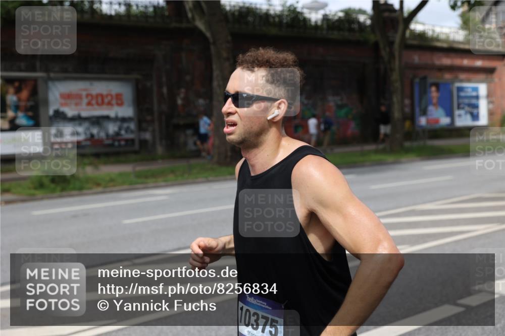 29.06.2025 - hella hamburg halbmarathon Yannick Fuchs http://msf.ph/oto/8256834 29.06.2025 10:35:52 20KM 1136, 1570, 1631, 2579, 2797, 3618, 4205, 4303, 4380, 4871, 4893, 5387, 5709, 6550, 6771, 6901, 7432, 7774, 7796, 8358, 9547, 9640, 9659, 9711, 9755, 9885, 10375, 10783, 10894, 11062, 11765, 11922, 12292, 12385, 12434, 12895, 13457, 14555, 14661, 14899, 15351, 16816, 17032, 17100, 17720, 17834, 18045, 18049, 18412, 18442, 18491, 18573, 18764, 18802 meine-sportfotos.de