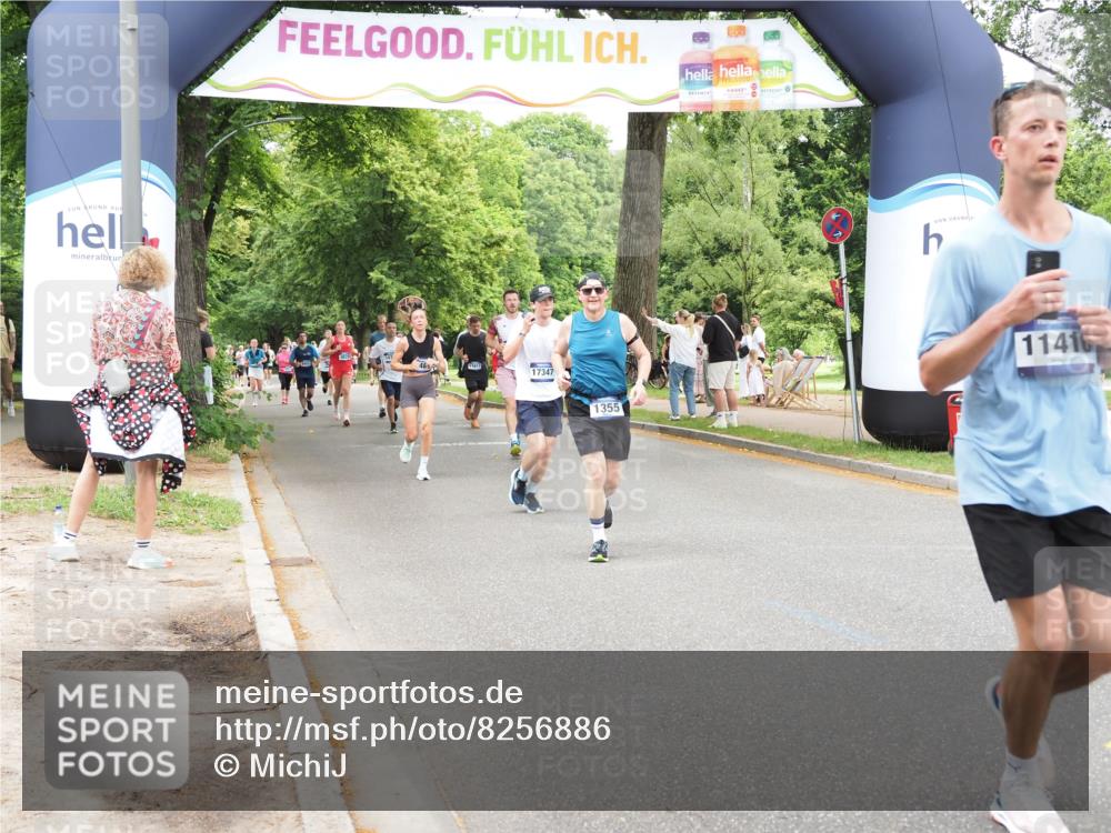 29.06.2025 - hella hamburg halbmarathon MichiJ http://msf.ph/oto/8256886 29.06.2025 10:52:53 Zwischen KM18-KM19 1355, 3994, 11416, 11887, 13566, 17347, 18732 meine-sportfotos.de