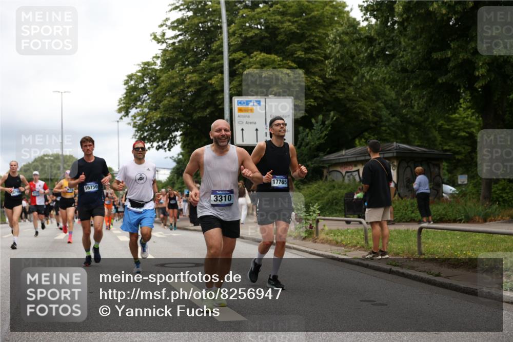 29.06.2025 - hella hamburg halbmarathon Yannick Fuchs http://msf.ph/oto/8256947 29.06.2025 10:48:22 20KM 1410, 1815, 2432, 3177, 3310, 3861, 3898, 4189, 6082, 6084, 6260, 6356, 6581, 6723, 6994, 7129, 7973, 8223, 8449, 8772, 8798, 9012, 9060, 9227, 10040, 10263, 10266, 11009, 11499, 11789, 12213, 12362, 12489, 13147, 13297, 13869, 14026, 14660, 14818, 15113, 15156, 15169, 15408, 15524, 15879, 16092, 16574, 16623, 16750, 17740, 17765, 18759, 19177 meine-sportfotos.de