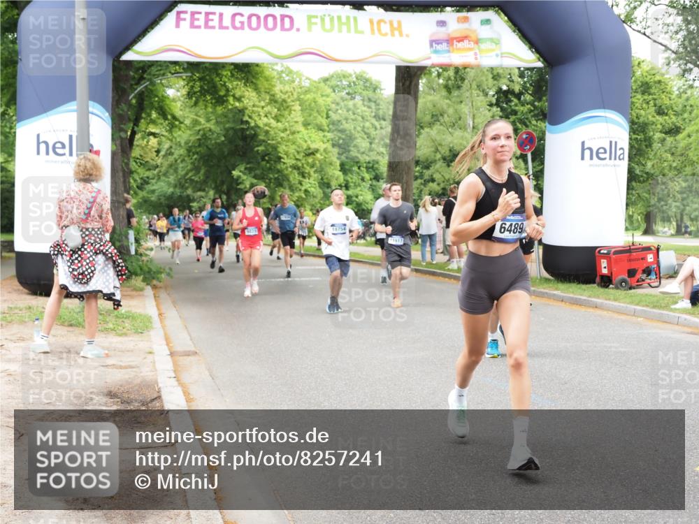 29.06.2025 - hella hamburg halbmarathon MichiJ http://msf.ph/oto/8257241 29.06.2025 10:52:56 Zwischen KM18-KM19 1355, 3994, 6489, 11416, 11887, 11917, 17347, 18721 meine-sportfotos.de
