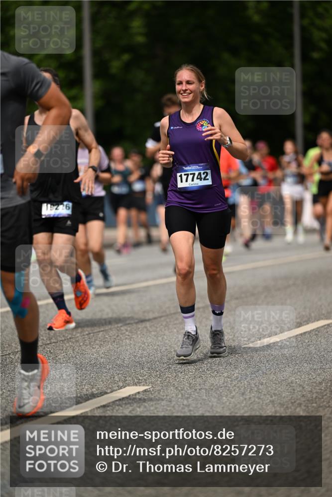 29.06.2025 - hella hamburg halbmarathon Dr. Thomas Lammeyer http://msf.ph/oto/8257273 29.06.2025 10:35:07 Kennedybrücke 1059, 1097, 1472, 1773, 1979, 2414, 2505, 2569, 2754, 2755, 2914, 3131, 3443, 4561, 4817, 5437, 5943, 6057, 6195, 6546, 6616, 6620, 6725, 6787, 7351, 7604, 7772, 8050, 8792, 9937, 10989 meine-sportfotos.de