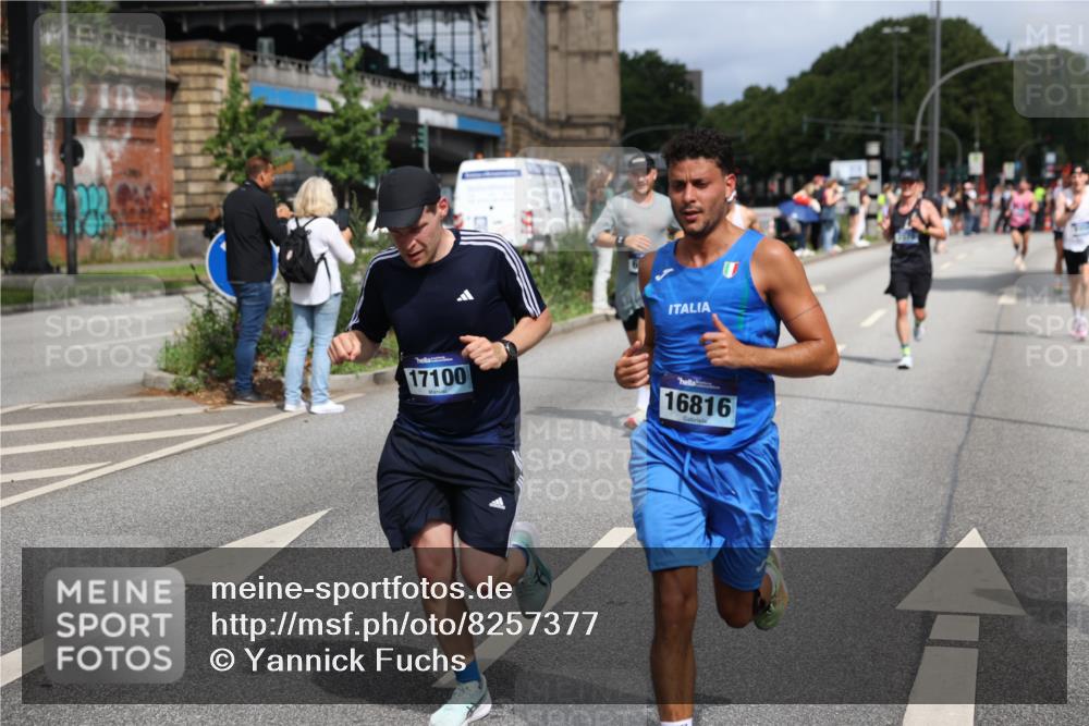 29.06.2025 - hella hamburg halbmarathon Yannick Fuchs http://msf.ph/oto/8257377 29.06.2025 10:35:57 20KM 1570, 1631, 1800, 2579, 4205, 4871, 4893, 5387, 5709, 6550, 6771, 6901, 7432, 7796, 8358, 9547, 9640, 9659, 9711, 9755, 9815, 9885, 10375, 10894, 11922, 12292, 12434, 13876, 14555, 14899, 15351, 16816, 17032, 17100, 17882, 18442, 18491, 18509, 18764, 18802 meine-sportfotos.de